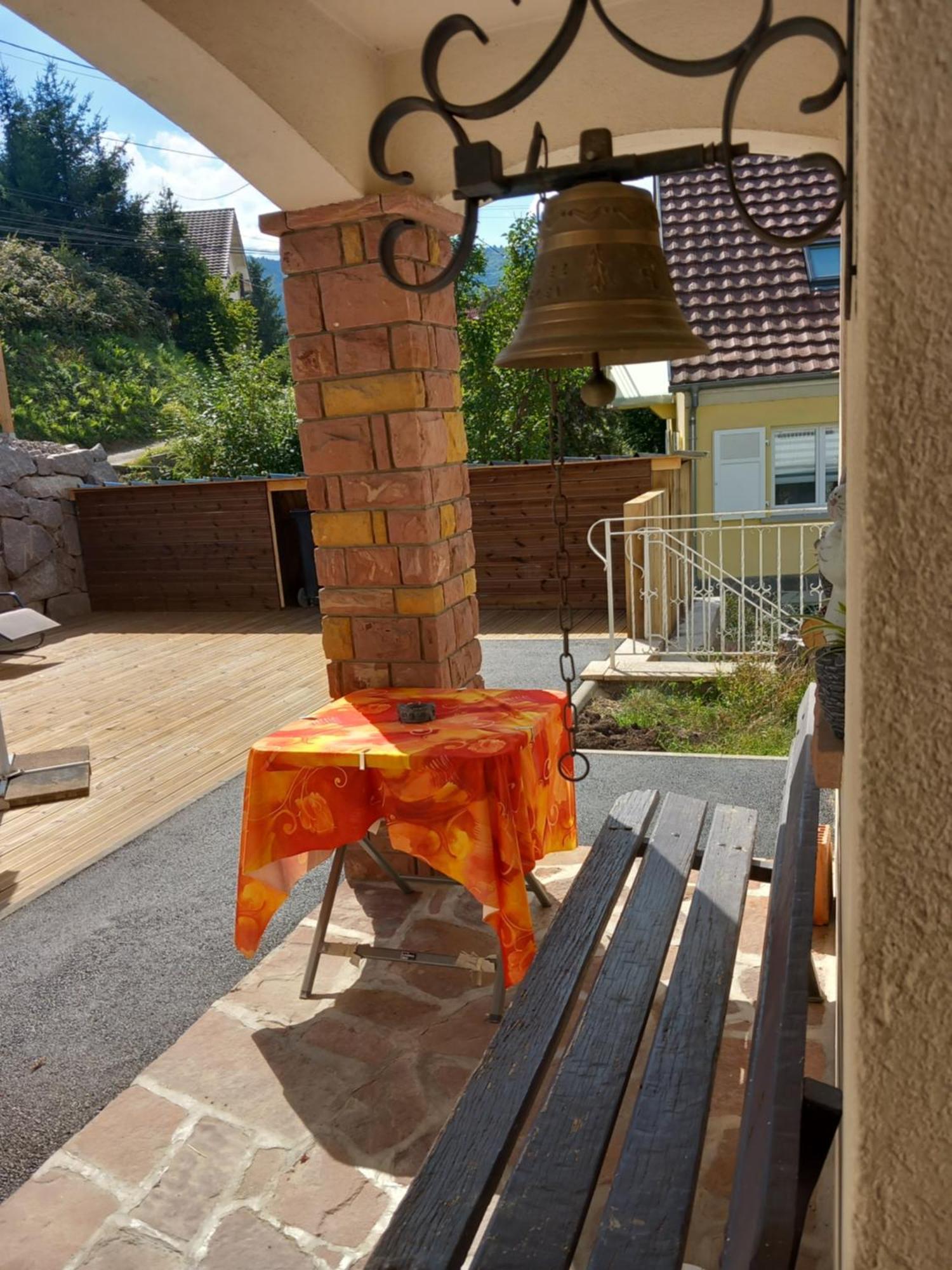 Gite A L' Oree Du Verger Griesbach-au-Val Exteriör bild